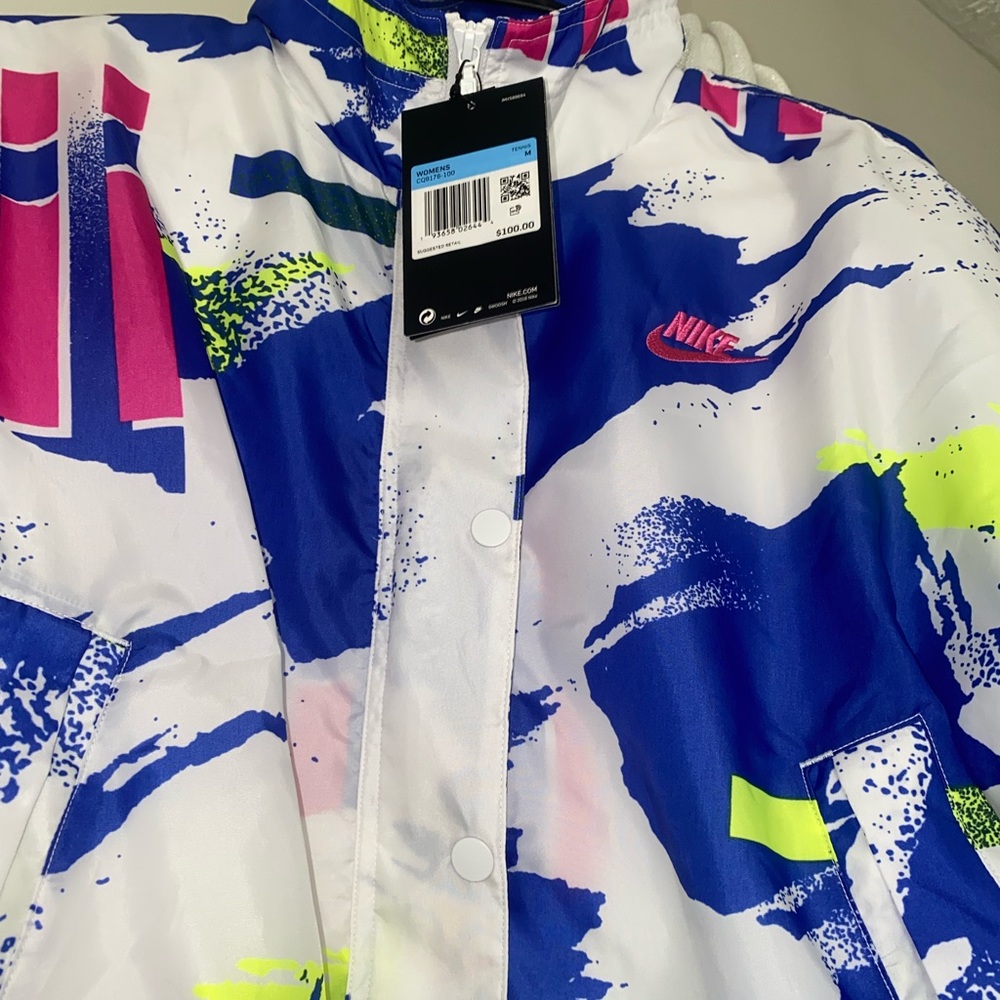 Nike jacket - Picture 2 of 2